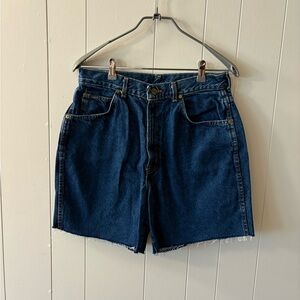 Chic Blue Jean Shorts Frayed Hem Relaxed Fit womens Size 16 boho festival casual